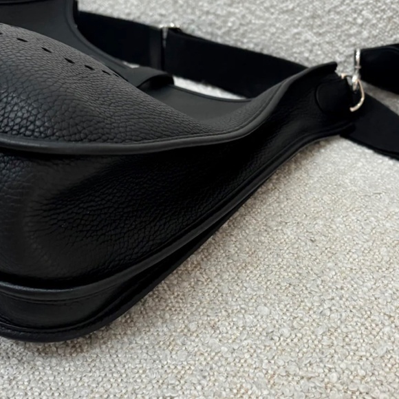 Authentic Pre-Owned Hermes Evelyne GM Black - Picture 7 of 15